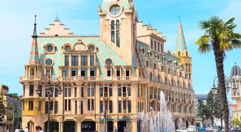 هتل ورلد پالاس باتومی